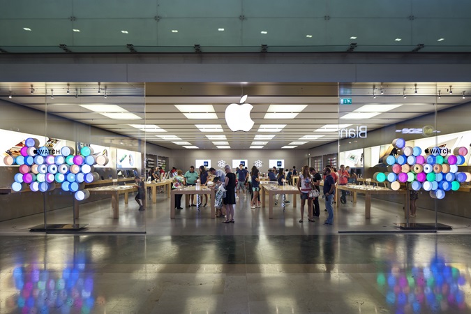  picture of the apple store at parquesur